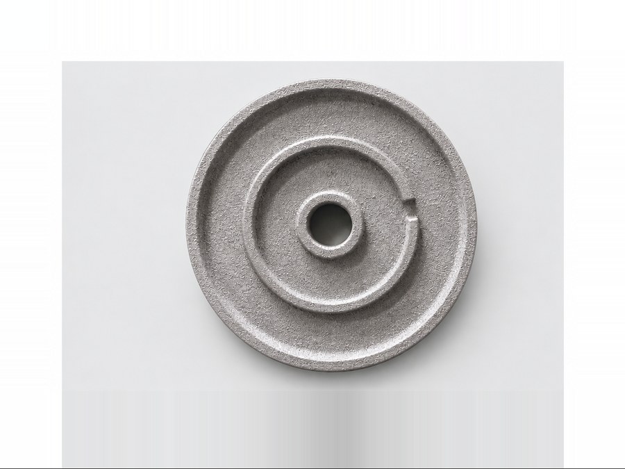 Cast pump cover disc with central boss